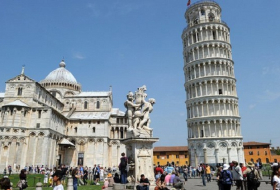Pisa residents protest at plans for mosque near Leaning Tower 